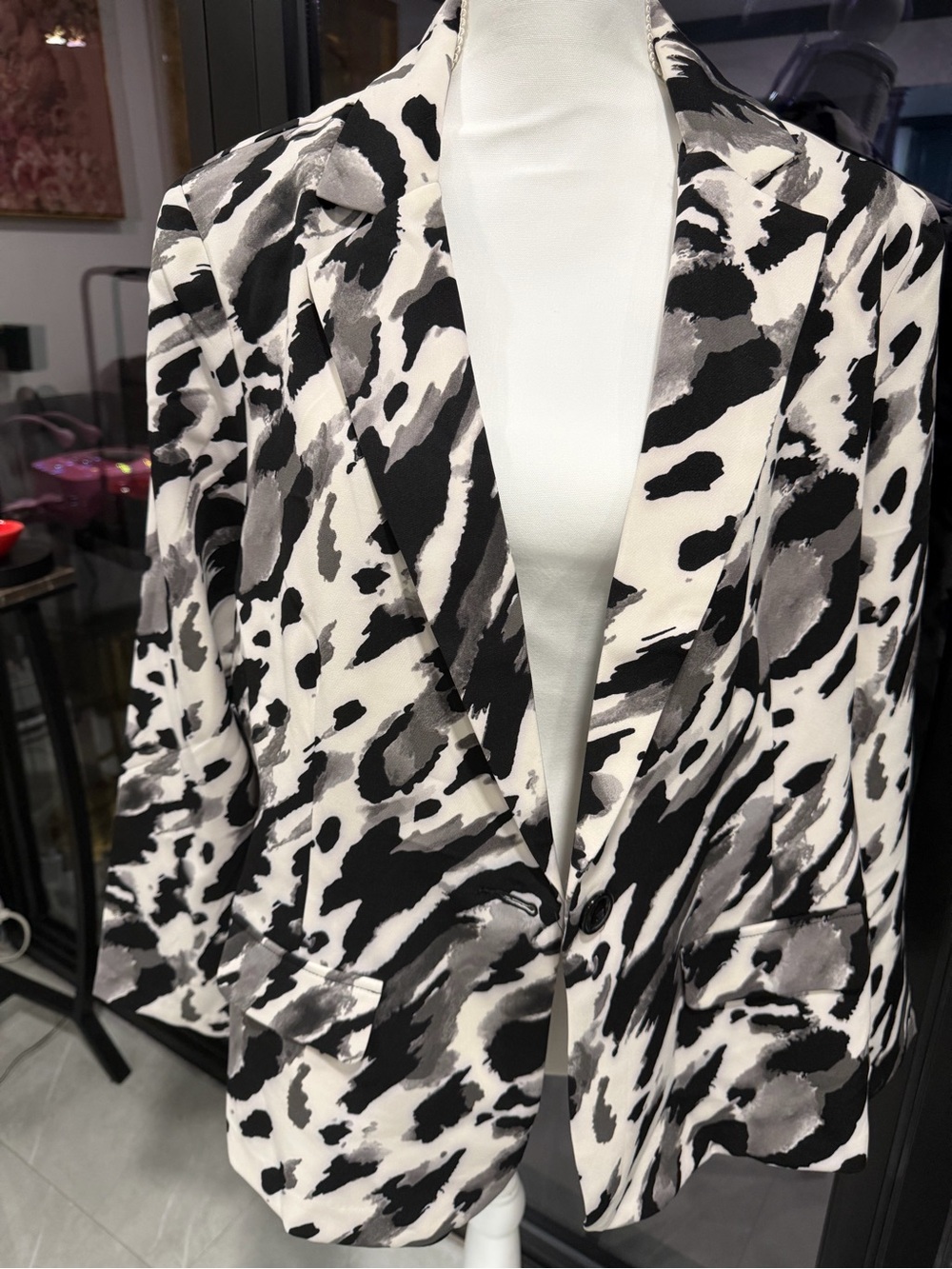 Abstract Black & White Printed Blazer Jacket - Women